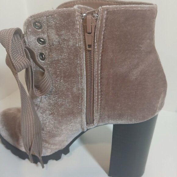 CALL  IT SPRING Women's Brown Suede Ankle High Boots Size 9US - Picture 9 of 10